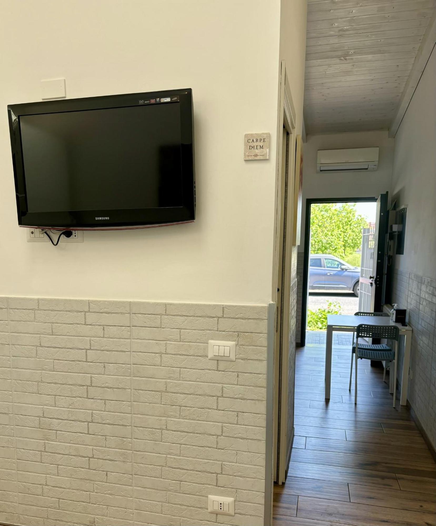 Loft Anagnina Apartment Rome Bagian luar foto